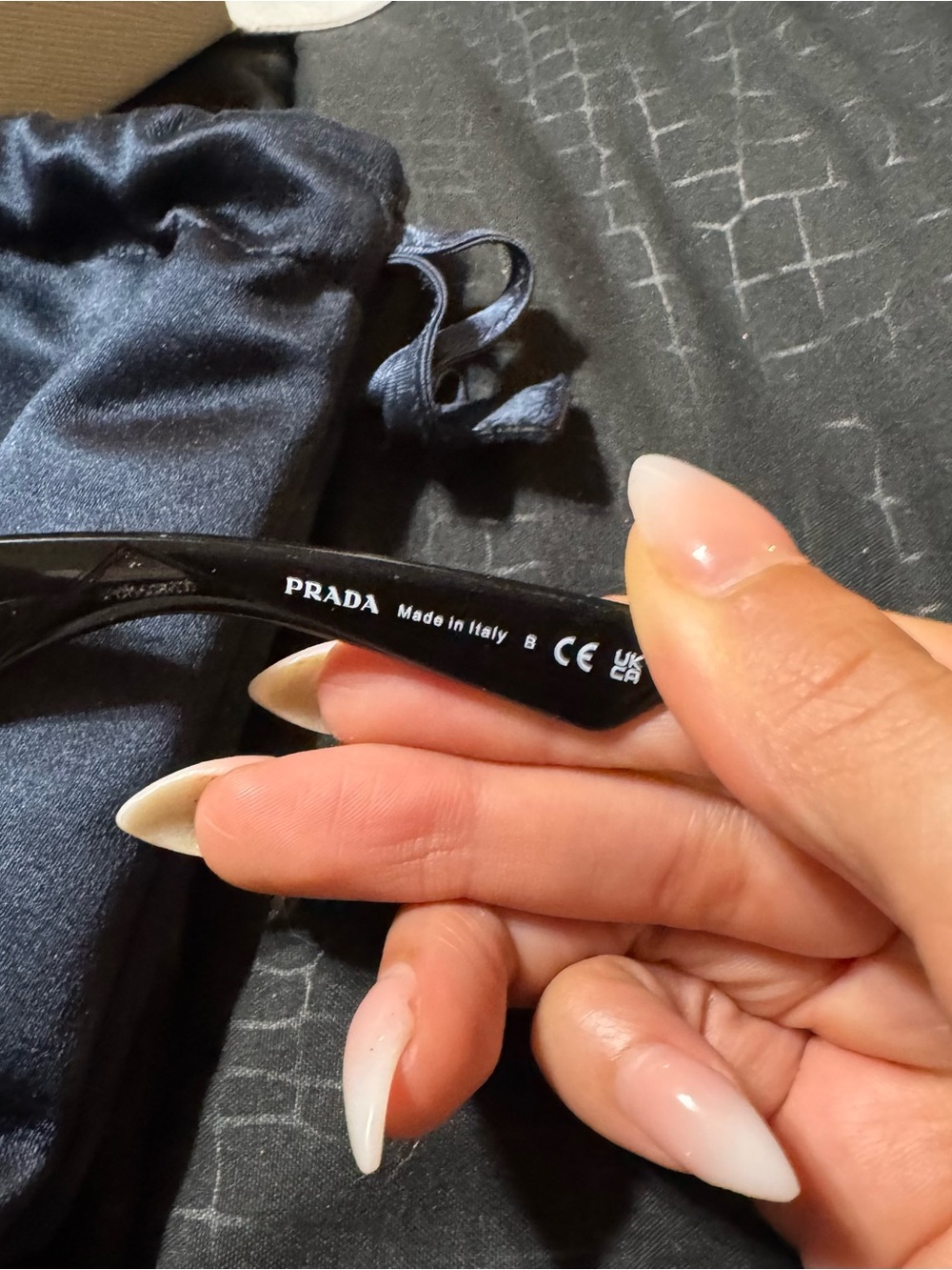 PRADA SUNGLASSES - Picture 11 of 15